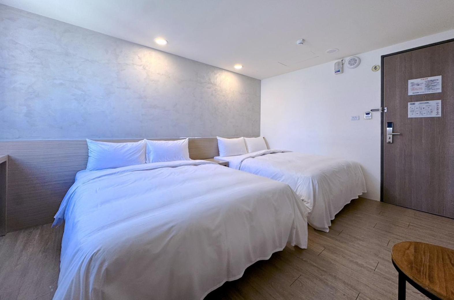P Inn Tainan Extérieur photo