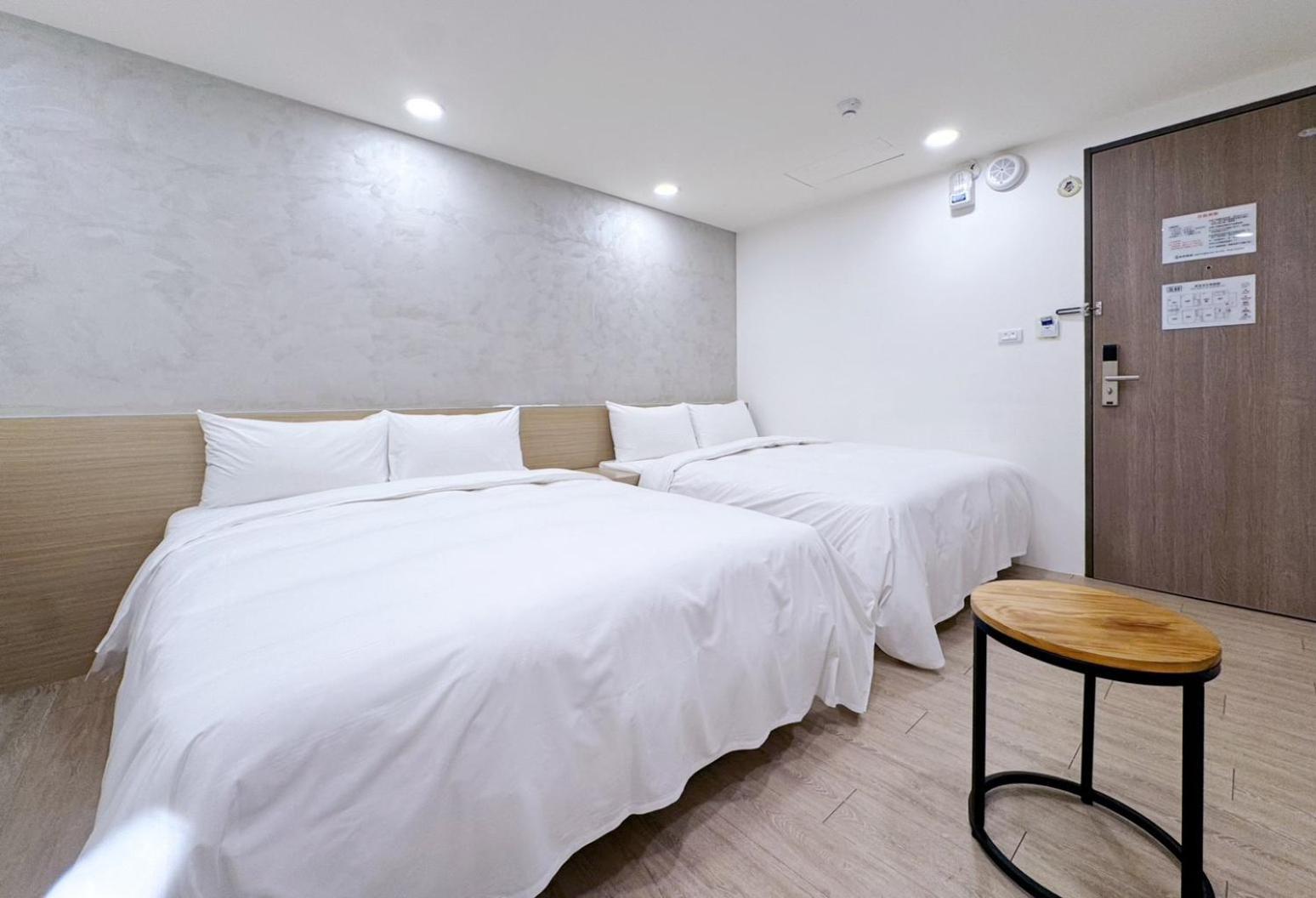 P Inn Tainan Extérieur photo