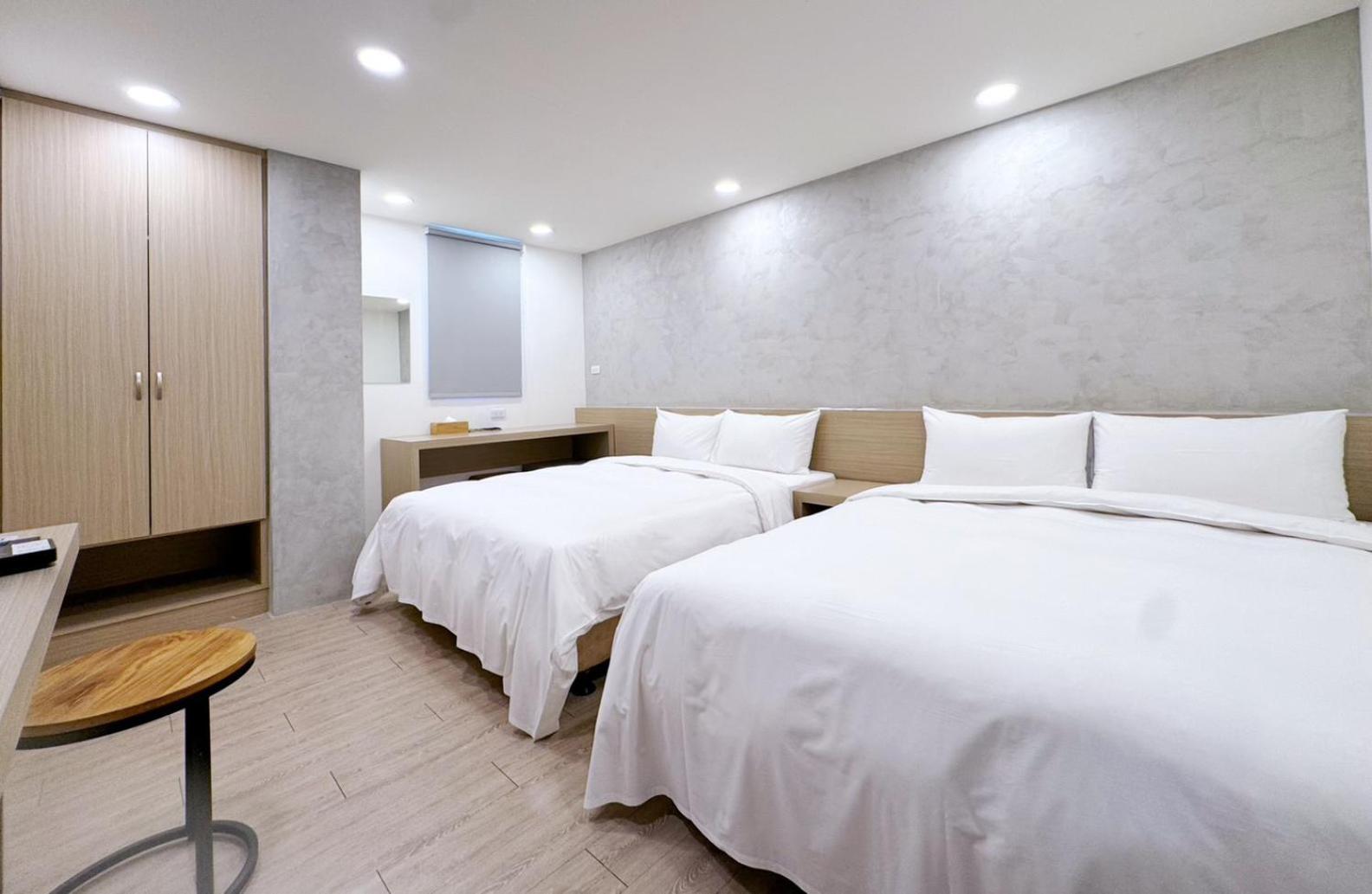 P Inn Tainan Extérieur photo