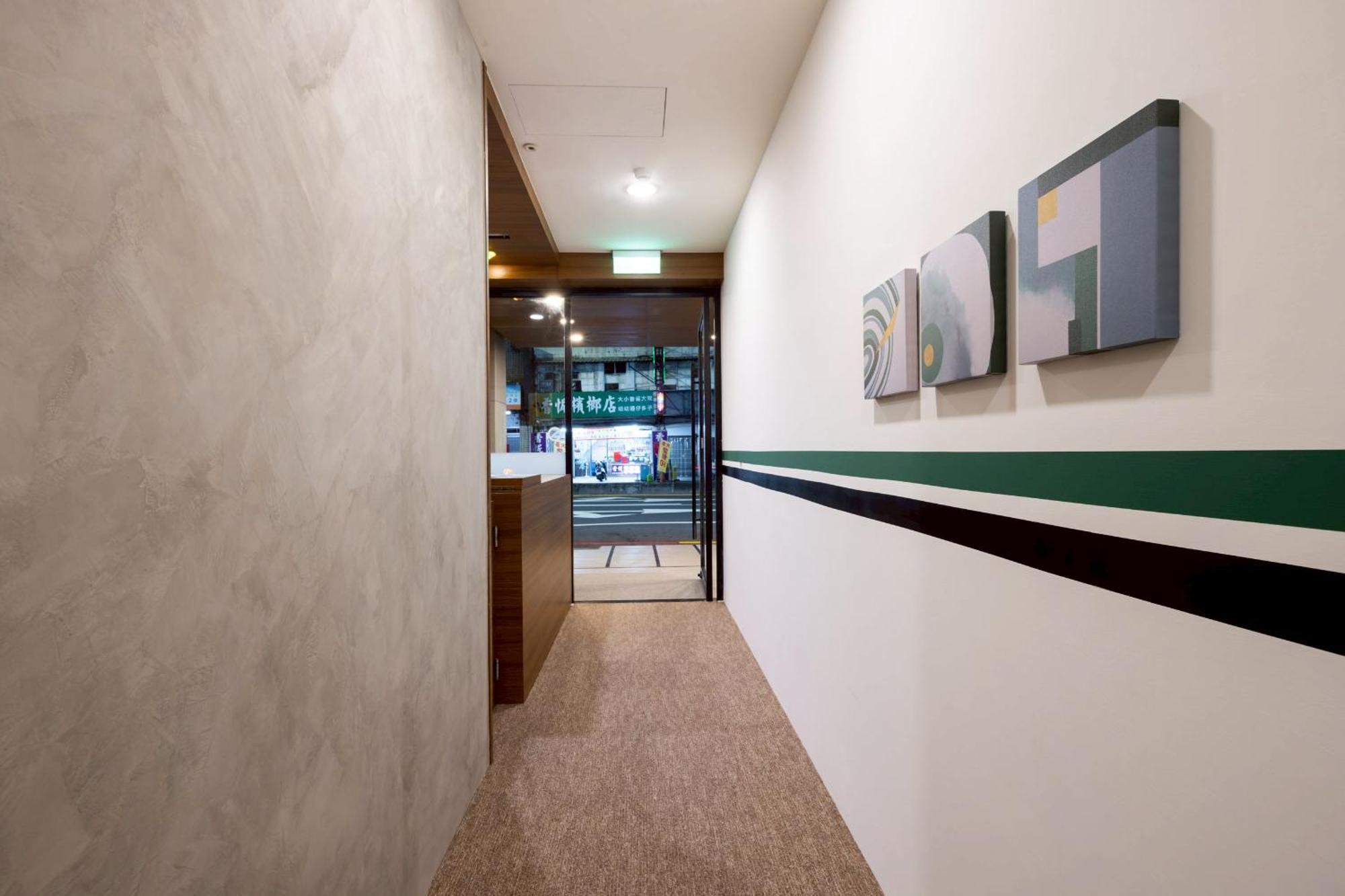 P Inn Tainan Extérieur photo