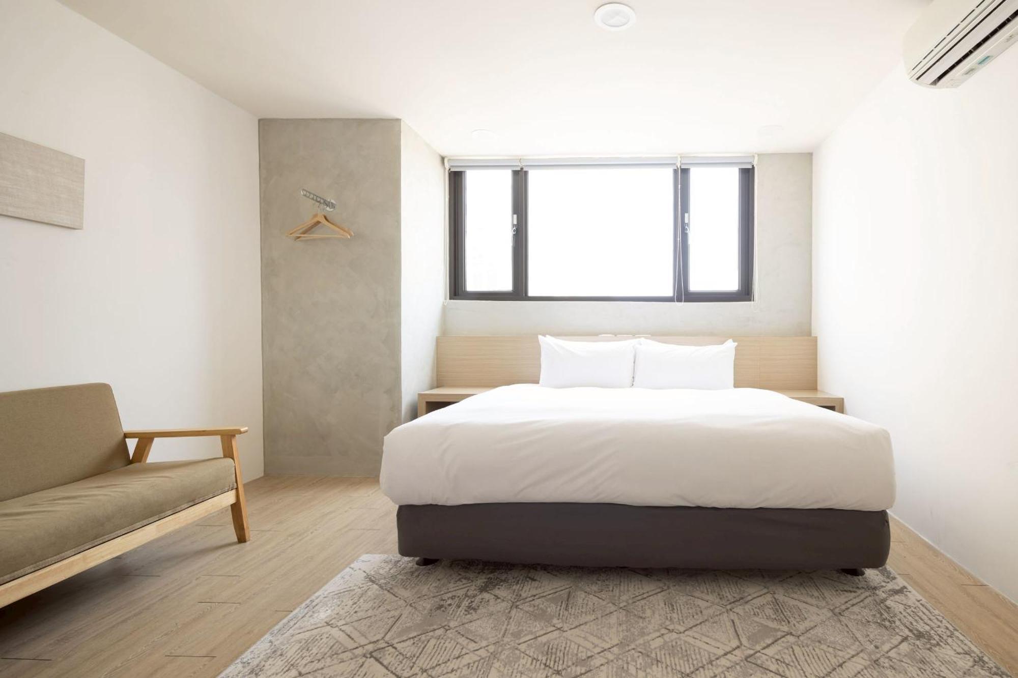 P Inn Tainan Extérieur photo
