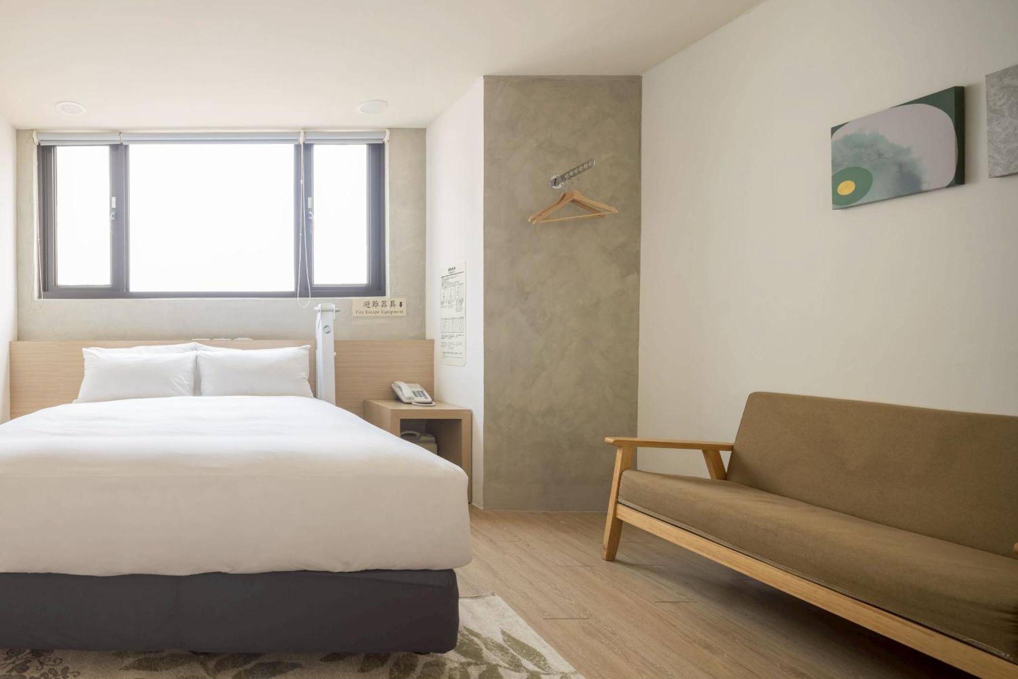 P Inn Tainan Extérieur photo