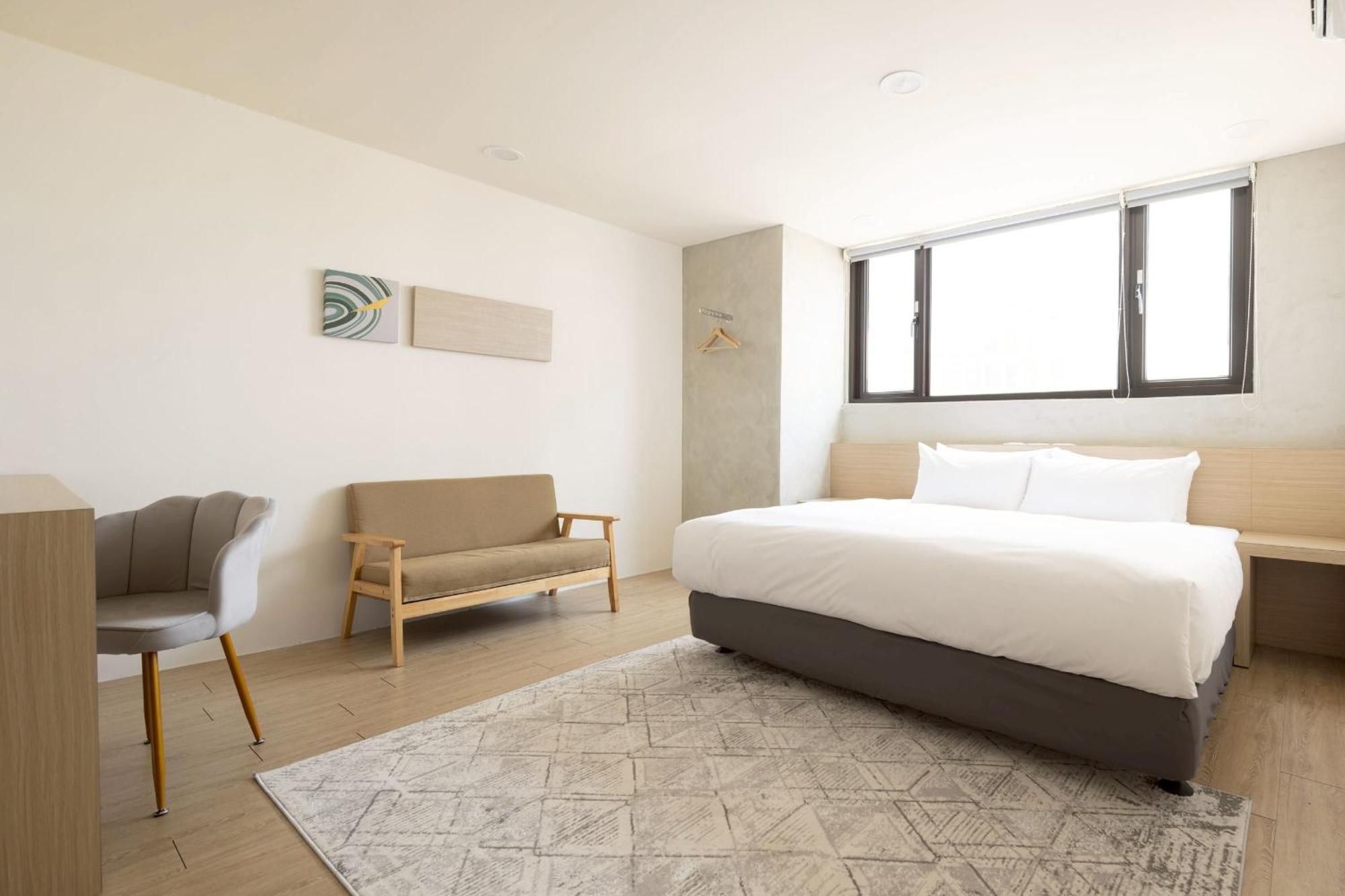 P Inn Tainan Extérieur photo